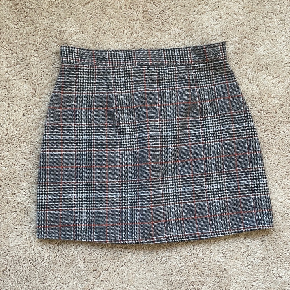 Plaid mini skirt